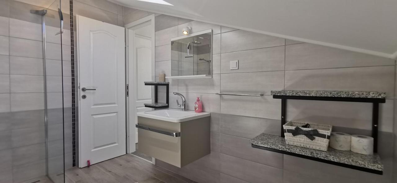 Apartments Angeline 로비니스코 셀로 외부 사진