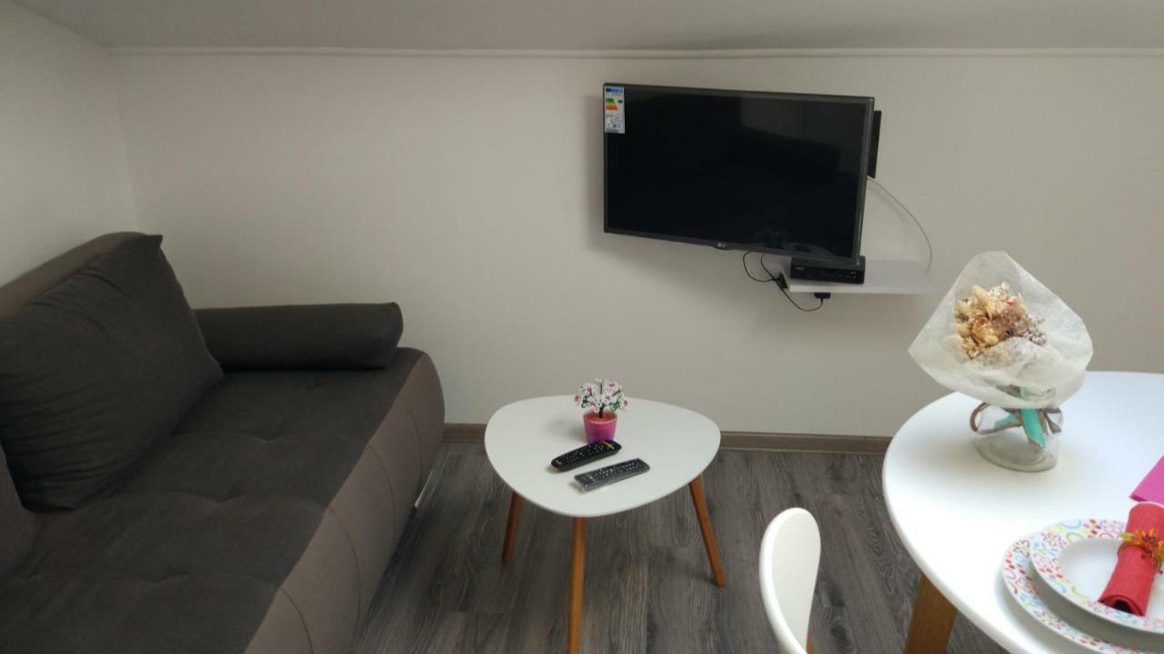 Apartments Angeline 로비니스코 셀로 외부 사진