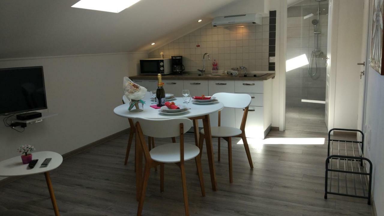 Apartments Angeline 로비니스코 셀로 외부 사진