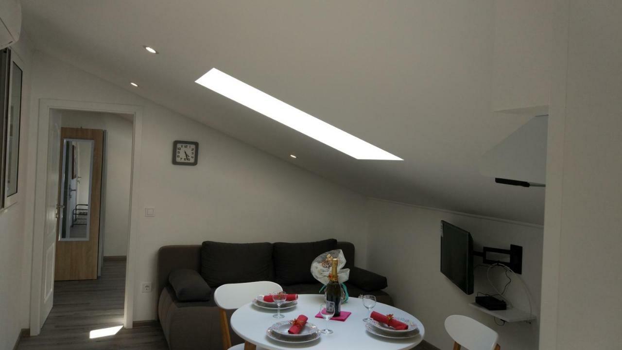 Apartments Angeline 로비니스코 셀로 외부 사진
